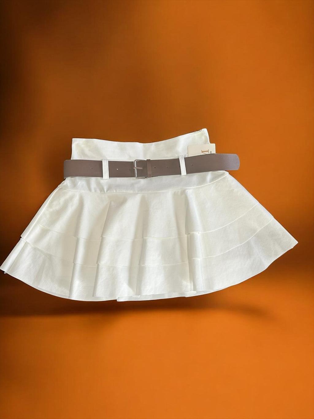 Falda Corta con Cinturón - Elegante y Versátil para Mujer